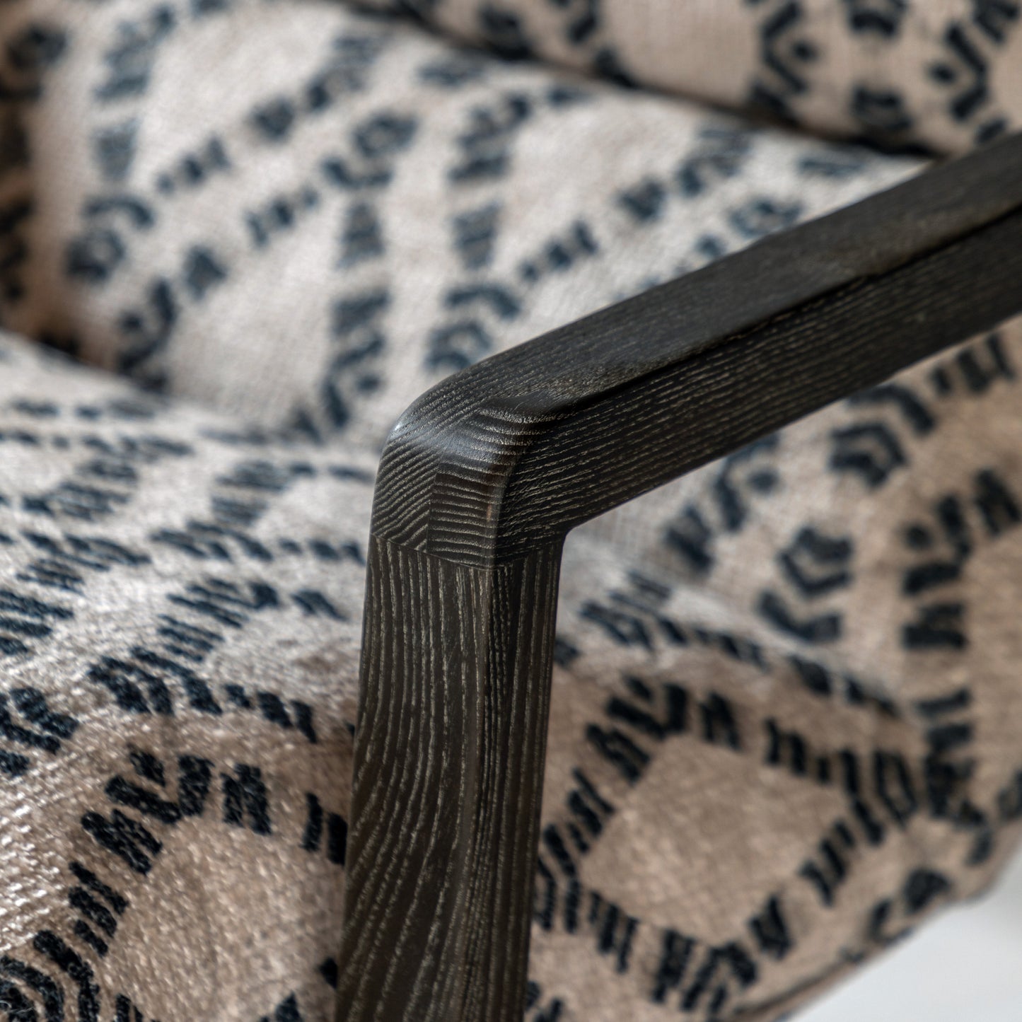 obi lounge chair