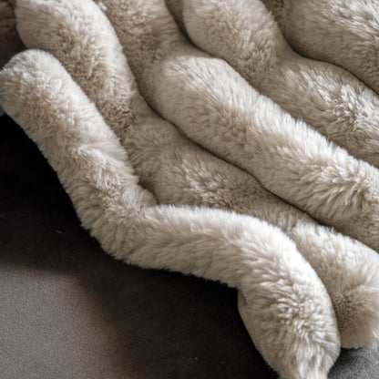 libby ribbed faux fur throw- 4 colours