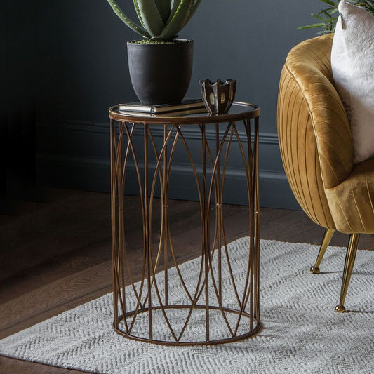 hatty side table - nineteen/seventy