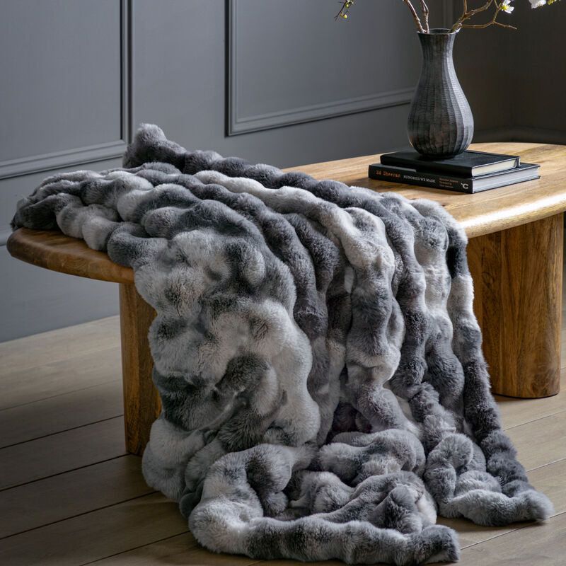 marshmallow faux rabbit throw - nineteen/seventy